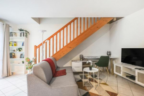 Chic apart duplex with parking